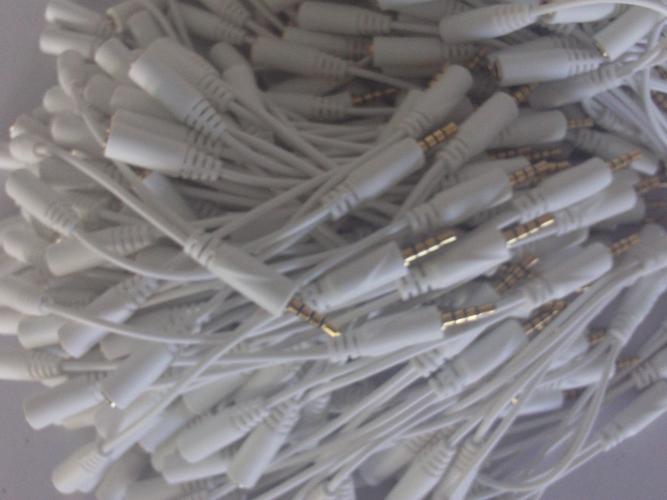工厂源头解析 3.5mm DC 4极公转2母音频线，一拖二的实用与品质